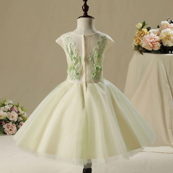 Chic / Beautiful Hall Wedding Party Dresses 2017 Flower Girl Dresses Sage Green Short Ball Gown Cascading Ruffles Short Sleeve Scoop Neck Lace Appliques Flower Pearl