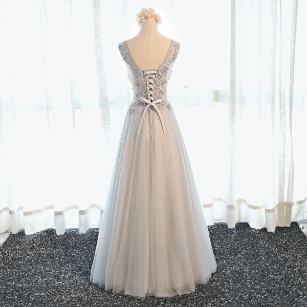Chic / Beautiful Hall Formal Dresses 2017 Evening Dresses Grey Floor-Length / Long A-Line / Princess Cascading Ruffles V-Neck Sleeveless Backless Lace Appliques Flower Pearl Beading Sequins