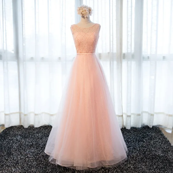 Chic / Belle Salle Robe De Ceremonie 2017 Robe De Soirée Gris Longue Princesse Volants en Cascade Ceinture Encolure Dégagée Sans Manches Dos Nu En Dentelle Appliques Perlage Perle