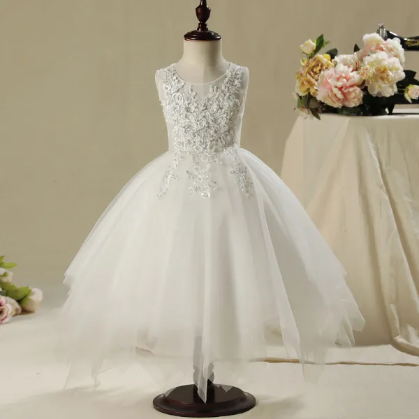 Chic / Beautiful Church Wedding Party Dresses 2017 Flower Girl Dresses White Asymmetrical Ball Gown Cascading Ruffles Scoop Neck Sleeveless Pearl Appliques Flower