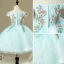 Chic / Belle Salle Robe Pour Mariage 2017 Robe Ceremonie Fille Bleu Ciel Courte Robe Boule Volants en Cascade De l'épaule Dos Nu Manches Courtes Faux Diamant Perle Appliques Fleur