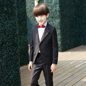 Moderne Mode Noir Manches Longues Boys Wedding Suits 2017