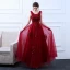 Chic / Belle Bordeaux Robe De Soirée 2018 Princesse Encolure Dégagée Sans Manches Paillettes Appliques Fleur Longue Volants Dos Nu Robe De Ceremonie
