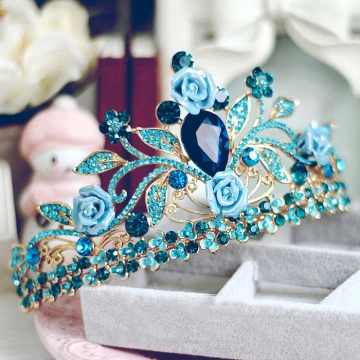Sparkly 2017 Kongeblå Krystall Rhinestone Metall Tiara Brudesmykker