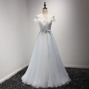 Elegant Formelle Kjoler 2017 Selskapskjoler Himmelen Blå Grå Feie Tog Prinsesse Gripende Ruffles Scoop Halsen Korte Ermer Ryggløse Sash Beading Krystall Paljetter Perle