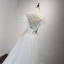 Élégant Robe De Ceremonie 2017 Robe De Soirée Bleu Ciel Gris Train De Balayage Princesse Volants en Cascade Encolure Dégagée Manches Courtes Dos Nu Ceinture Perlage Cristal Paillettes Perle
