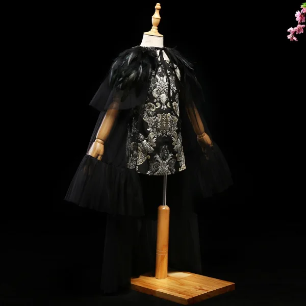 Unique Noire Doré 2 Pièces Robe Ceremonie Fille 2017 Glitter Fleur Plumes Encolure Dégagée Sans Manches Courte Robe Pour Mariage