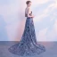 Sparkly Glitter Evening Dresses  2017 A-Line / Princess Lace Sequins Sash Scoop Neck Sleeveless Court Train Formal Dresses