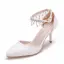 Charmant Weiß Brautschuhe 2021 Perle Strass Knöchelriemen 9 cm Stilettos Spitzschuh Hochzeit Sandaletten Hochhackige