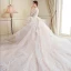 Moderne / Mode Volants en Cascade Robe De Mariée 2018 Robe Boule En Dentelle Appliques Brodé Encolure Dégagée Dos Nu 3/4 Manches Royal Train Mariage