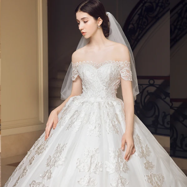 Chic / Beautiful Wedding Dresses 2018 Ball Gown Lace Appliques Embroidered Off-The-Shoulder Backless Short Sleeve Chapel Train Wedding