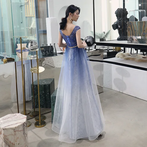 Modern / Fashion Gradient-Color Evening Dresses 2018 A-Line / Princess Metal Sash Sequins Scoop Neck Backless Sleeveless Floor-Length / Long Formal Dresses