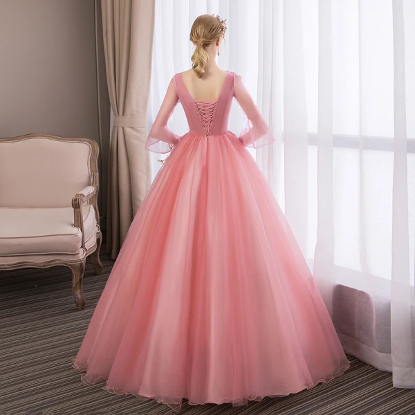 Abordable Rose Bonbon Robe De Bal 2018 Robe Boule En Dentelle Fleur Appliques Perle Faux Diamant V-Cou Dos Nu 3/4 Manches Longue Robe De Ceremonie