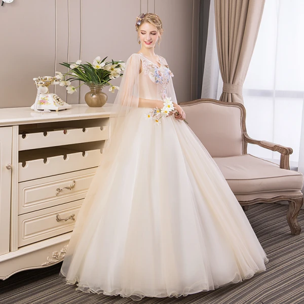 Abordable Champagne Robe De Bal 2018 Robe Boule En Dentelle Fleur Perle Faux Diamant V-Cou Dos Nu Sans Manches Longue Robe De Ceremonie