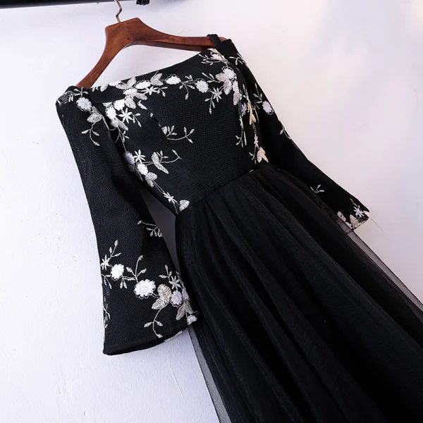 Chic / Beautiful Black Evening Dresses 2018 A-Line / Princess Lace Flower Off-The-Shoulder Long Sleeve Floor-Length / Long Formal Dresses