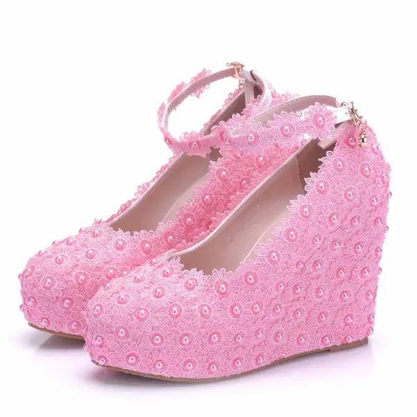 Modern / Fashion White Wedding Shoes 2018 Lace Pearl Ankle Strap 10 cm Wedges Round Toe Wedding