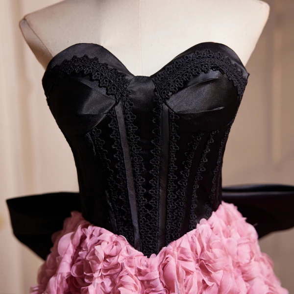 Charming Black Ruffle Flower Party Dresses 2024 A-Line / Princess Strapless Sleeveless Backless Bow Knee-Length Evening Party Cocktail Party Formal Dresses