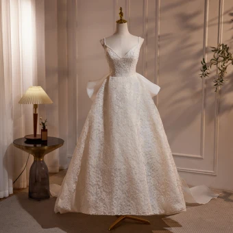 Elegant Beige Pearl Lace Flower Prom Dresses 2024 A Line Princess Spaghetti Straps Sleeveless Backless Bow Floor Length Long Prom Formal Dresses