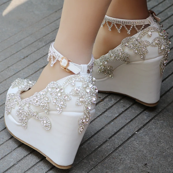 Mode Vita Casual Damskor 2018 Rhinestone Ankelband 10 cm Kilklackar Platåskor Pande Zote Toe