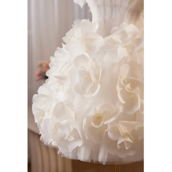 Flower Fairy White Cascading Ruffles Appliques Short Prom Dresses 2024 Ball Gown Strapless Sleeveless Backless Prom Formal Dresses