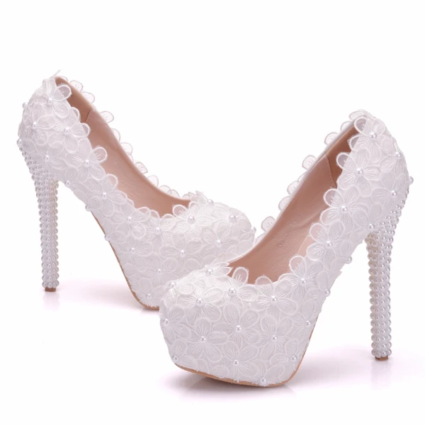 Chic / Beautiful White Wedding Shoes 2018 Lace Flower Pearl 14 cm Stiletto Heels Round Toe Wedding Pumps