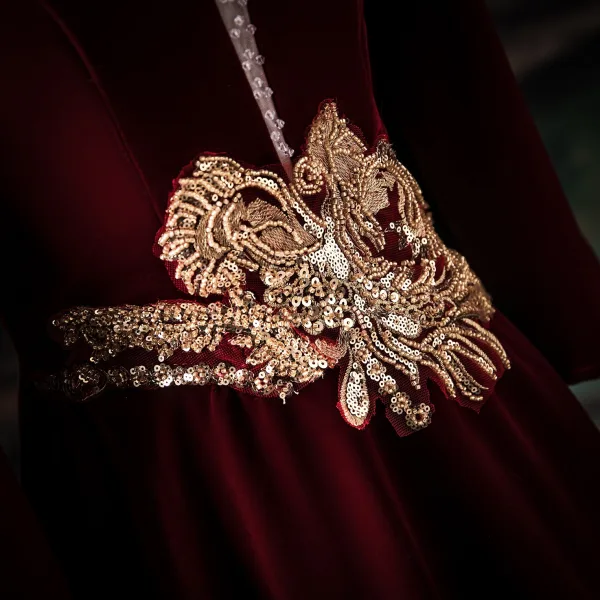 Elegant Burgundy Beading Sequins Lace Flower Velvet Prom Dresses 2025 A-Line / Princess V-Neck Long Sleeve Backless Floor-Length / Long Prom Formal Dresses