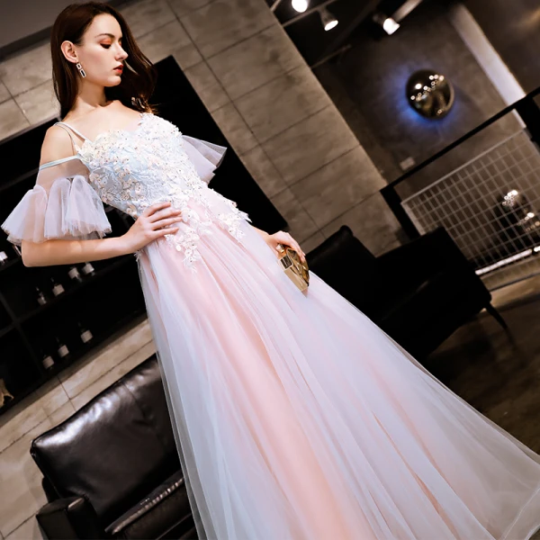 Élégant Rougissant Rose Robe De Soirée 2019 Princesse Appliques En Dentelle Perlage Faux Diamant Bretelles Spaghetti Dos Nu Manches Courtes Longue Robe De Ceremonie