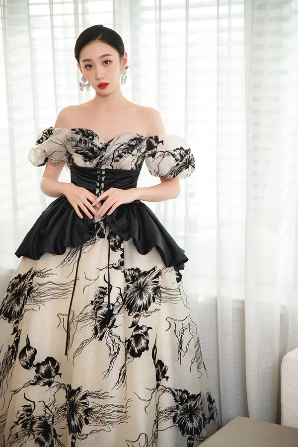 Fashion Champagne Prom Dresses 2023 A-Line / Princess Off-The-Shoulder Short Sleeve Backless Floor-Length / Long Prom Formal Dresses