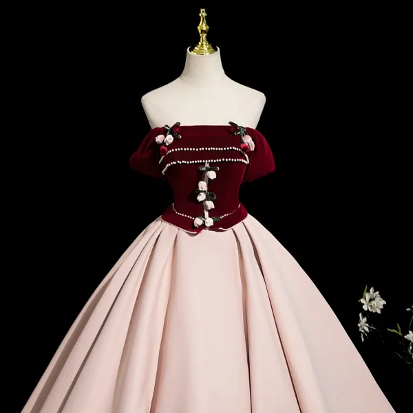 Elegant Burgundy Appliques Prom Dresses 2025 Ball Gown Off-The-Shoulder Sleeveless Backless Floor-Length / Long Prom Formal Dresses