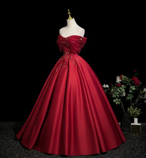 Chic / Beautiful Burgundy Beading Appliques Prom Dresses 2025 Ball Gown Off-The-Shoulder Short Sleeve Backless Floor-Length / Long Formal Dresses