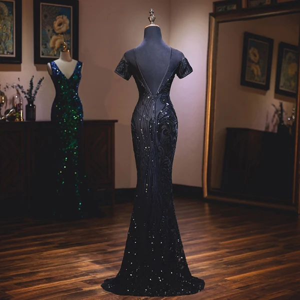 Elegante Schwarz Abendkleider 2019 Meerjungfrau Rundhalsausschnitt Perlenstickerei Pailletten Kurze Ärmel Rückenfreies Sweep / Pinsel Zug Festliche Kleider