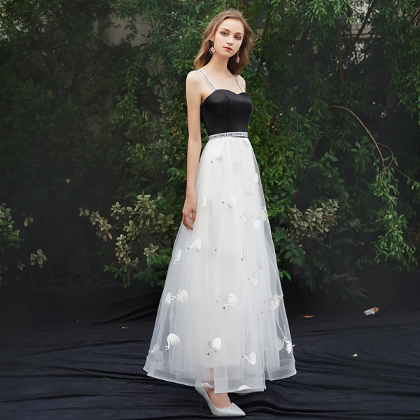 Moderne / Mode Blanche Robe De Soirée 2019 Princesse Bretelles Spaghetti Sans Manches Dos Nu Appliques Longue Robe De Ceremonie