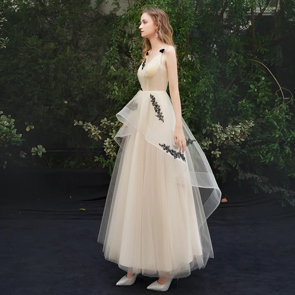 Élégant Champagne Robe De Soirée 2019 Princesse Bretelles Spaghetti En Dentelle Appliques Sans Manches Dos Nu Longueur Cheville Robe De Ceremonie