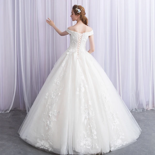 Élégant Ivoire Robe De Mariée 2019 Robe Boule De l'épaule Perlage En Dentelle Appliques Manches Courtes Dos Nu Longue