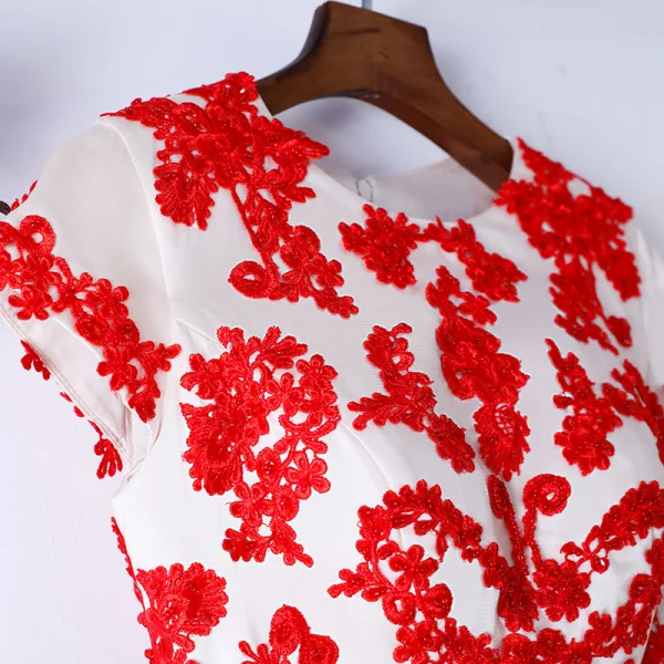 Chic / Belle Rouge Robe De Bal 2019 Princesse Encolure Dégagée En Dentelle Fleur Perlage Manches Courtes Longue Robe De Ceremonie