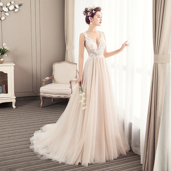 Modern / Fashion Champagne Wedding Dresses 2019 A-Line / Princess V-Neck Beading Pearl Lace Flower Sleeveless Backless Court Train
