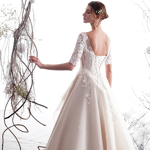 Luxury / Gorgeous Champagne Wedding Dresses 2019 A-Line / Princess Scoop Neck Beading Lace Flower 1/2 Sleeves Backless Floor-Length / Long