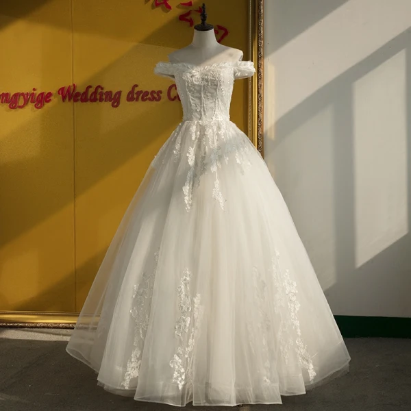 Elegant Ivory Wedding Dresses 2018 Ball Gown Appliques Pearl Off-The-Shoulder Backless Sleeveless Floor-Length / Long Wedding