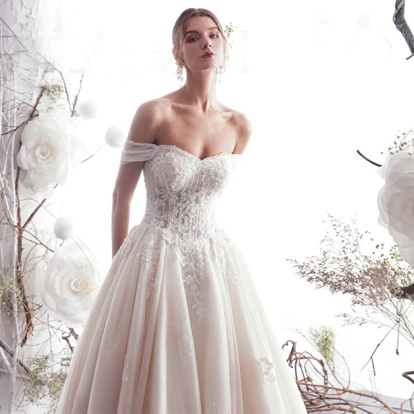 Schöne Ivory / Creme Brautkleider / Hochzeitskleider 2019 A Linie Off Shoulder Perlenstickerei Pailletten Spitze Blumen Kurze Ärmel Rückenfreies Lange