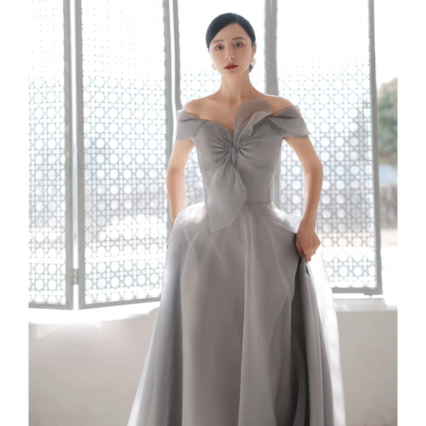 Modest / Simple Grey Evening Dresses  2021 A-Line / Princess Off-The-Shoulder Short Sleeve Backless Evening Party Floor-Length / Long Formal Dresses