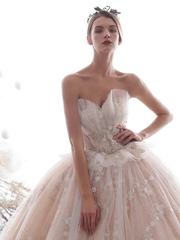 Luxury / Gorgeous Champagne Wedding Dresses 2019 A-Line / Princess Pleated Strapless Beading Lace Flower Sleeveless Backless Royal Train