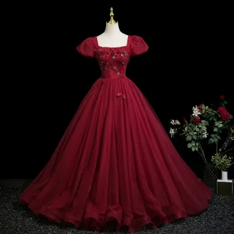 Chic Belle Bordeaux Appliques Robe De Bal 2025 Robe Boule Encolure Carrée Gonflée Manches Courtes Dos Nu Longue Robe De Ceremonie