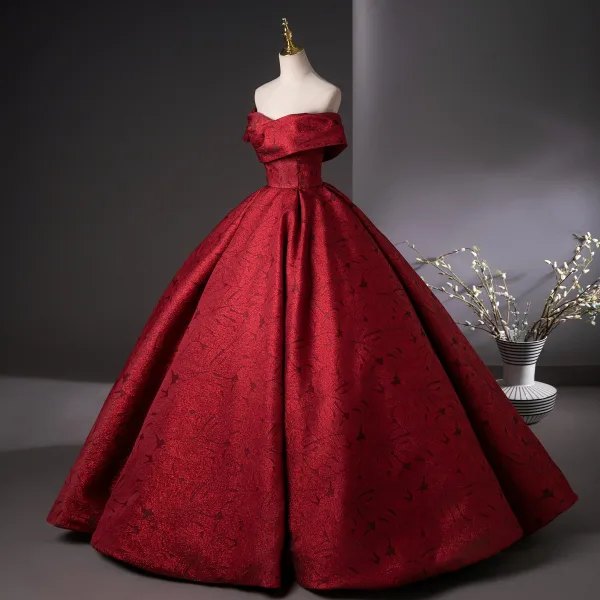 Classy Burgundy Ball Gown Prom Dresses 2025 Off-The-Shoulder Short Sleeve Backless Floor-Length / Long Prom Formal Dresses
