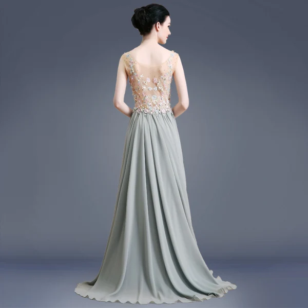 Élégant Gris Robe De Bal 2019 Princesse Encolure Dégagée Perlage Perle Faux Diamant Appliques En Dentelle Fleur Sans Manches Train De Balayage Robe De Ceremonie