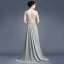 Élégant Gris Robe De Bal 2019 Princesse Encolure Dégagée Perlage Perle Faux Diamant Appliques En Dentelle Fleur Sans Manches Train De Balayage Robe De Ceremonie