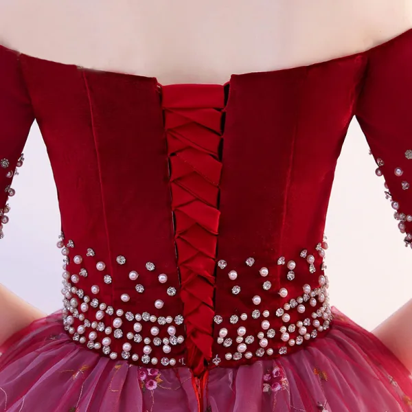 Élégant Bordeaux Robe De Bal 2019 Princesse De l'épaule Daim Fleur Perle En Dentelle Manches Courtes Dos Nu Longue Robe De Ceremonie