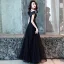 Charmant Noire Robe De Soirée 2019 Princesse Bretelles Spaghetti Perlage Cristal En Dentelle Fleur Manches Courtes Dos Nu Longue Robe De Ceremonie