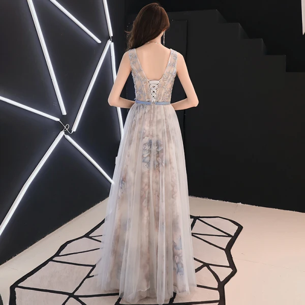 Chic / Beautiful Grey Evening Dresses 2019 A-Line / Princess V-Neck Crystal Lace Flower Bow Sleeveless Backless Floor-Length / Long Formal Dresses