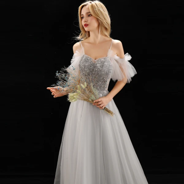 Chic / Belle Gris Robe De Soirée 2019 Princesse Bretelles Spaghetti En Dentelle Fleur Perlage Paillettes Volants Manches Courtes Dos Nu Longue Robe De Ceremonie