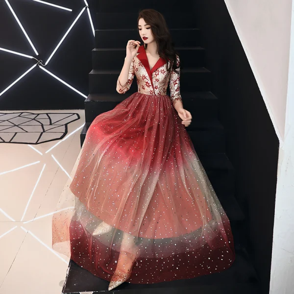 Charming Gradient-Color Burgundy Evening Dresses  2019 A-Line / Princess V-Neck Lace Star 3/4 Sleeve Floor-Length / Long Formal Dresses